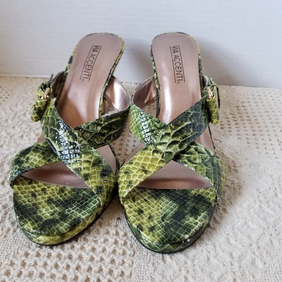 Via Accenti Green Faux Snakeskin Print Heels - Picture 1 of 6